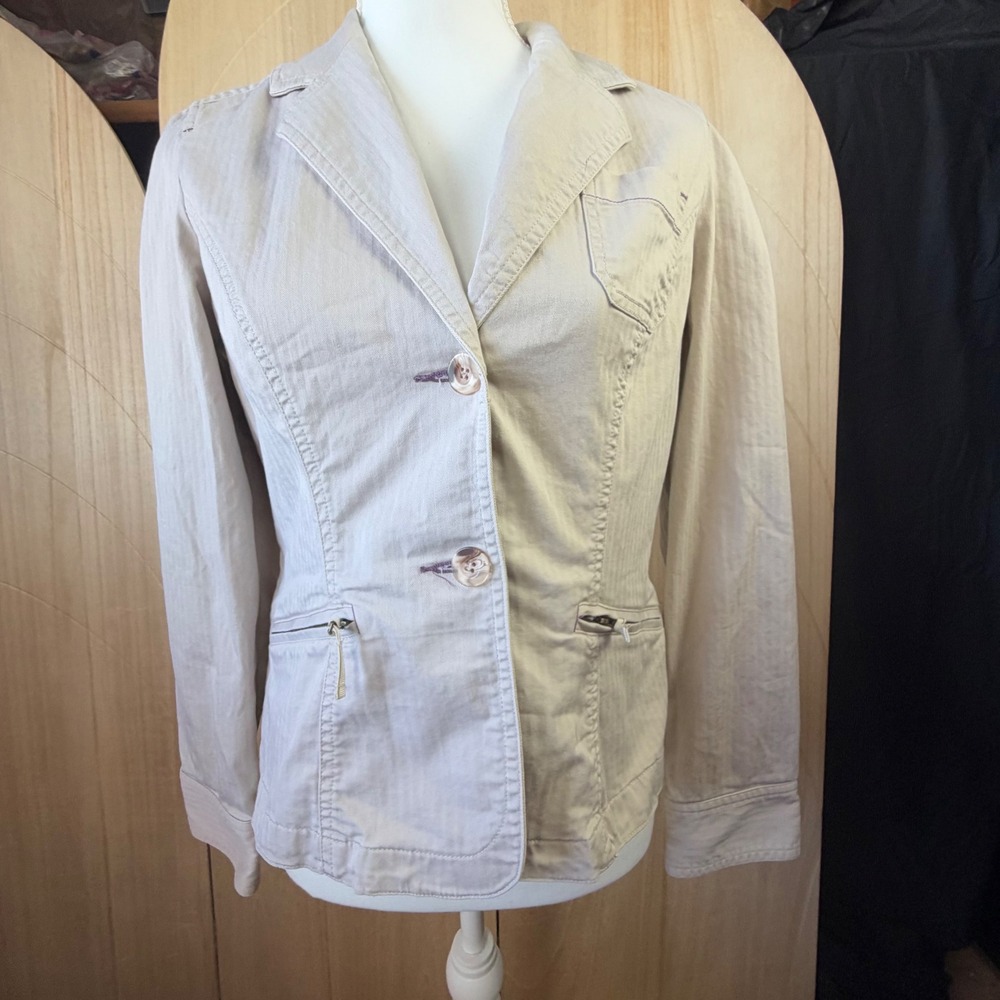 Pappagallo Blazer Size 8 Tan Khaki Herringbone Two Button Zipper Pocket Jacket